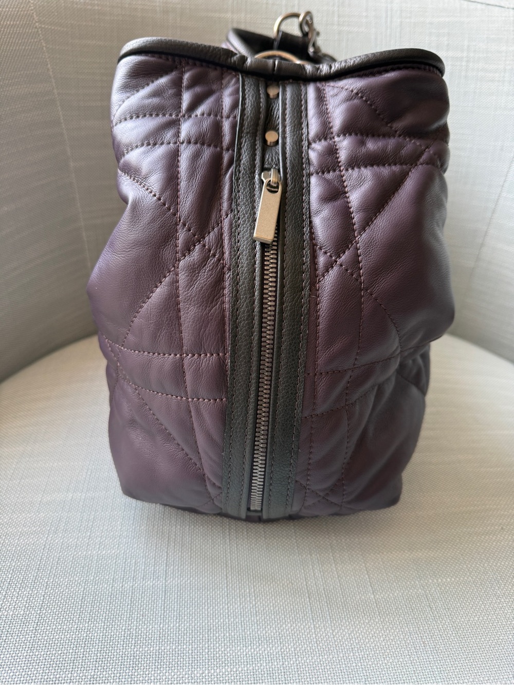 Rough & Tumble Large E+W Boho in purple Quilted Pashi w/ gray interior - Picture 5 of 6
